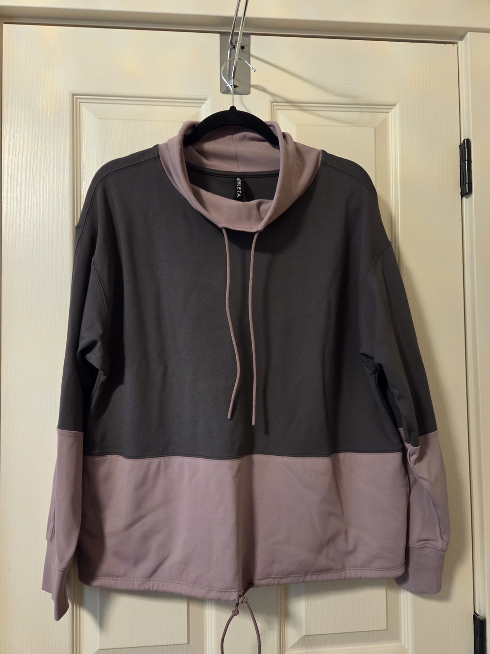 Athleta Two-Tone Funnel-Neck Sweater in Mauve & Charcoal - Women's Size Small